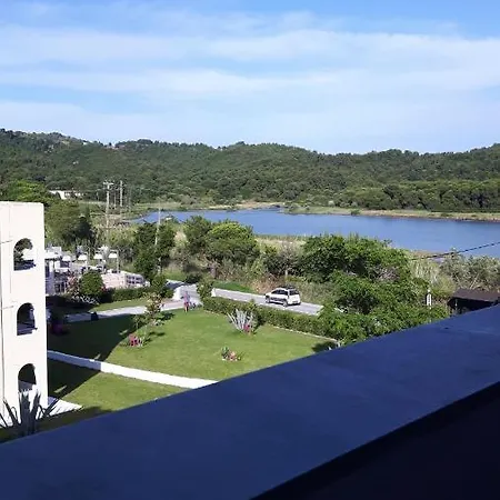 Hotel Golden 2*