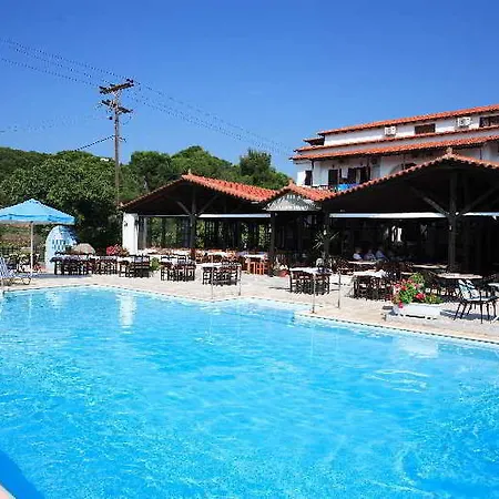 Golden Hotel 2*