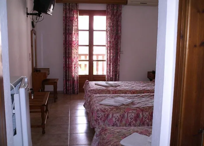 Golden 2* Koukounaries