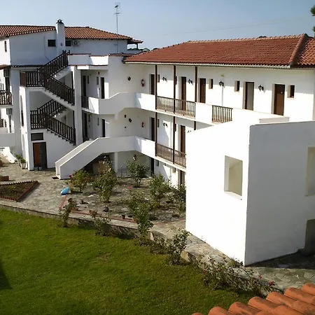 Golden Hotel