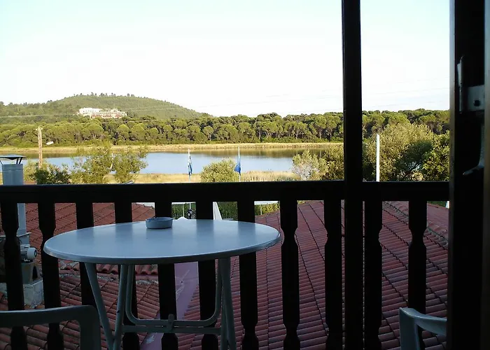 Golden Hotel Koukounaries