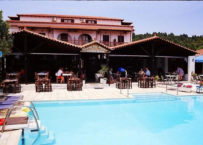 Golden 2* Koukounaries